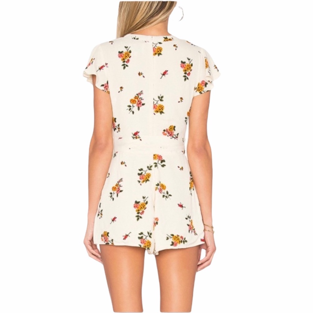 Privacy Please X Revolve Goodwin Creme Romper | XS - Picture 2 of 16